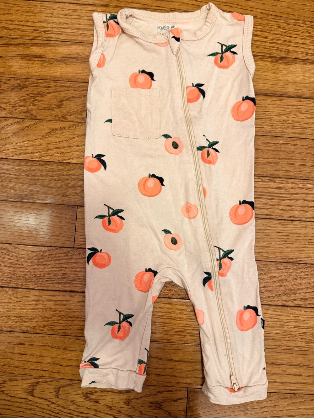 Kyte BABY Peach Print Sleeveless One-Piece in Light Pink and Peach 18-24m